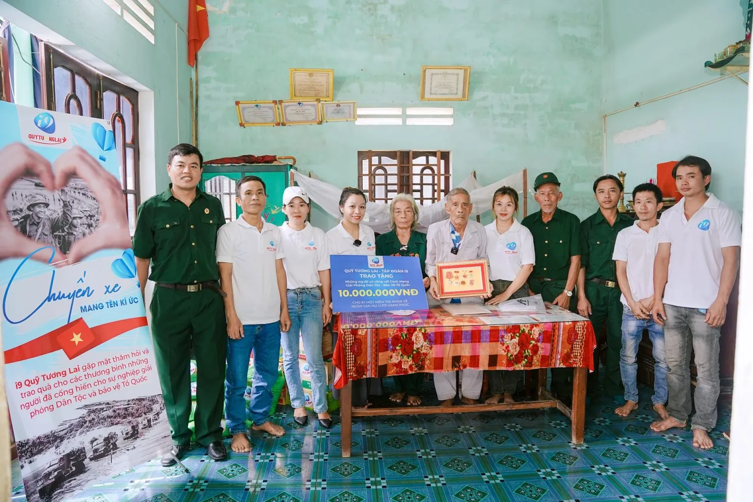 Xem trực tiếp đá gà để đưa ra phán đoán chính xác